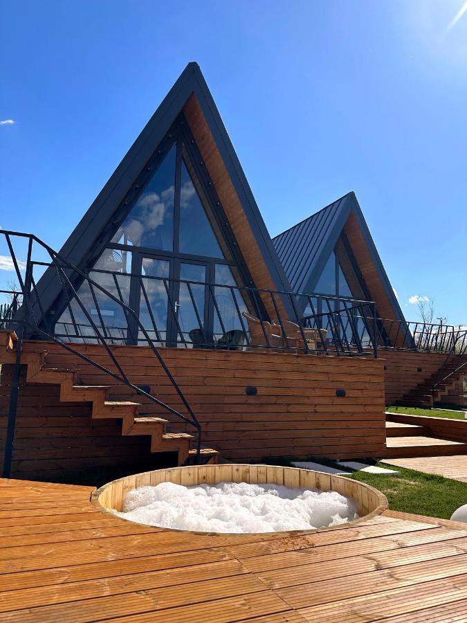 A-By The Lake - Private A Frame Villas Caciulati Exteriör bild