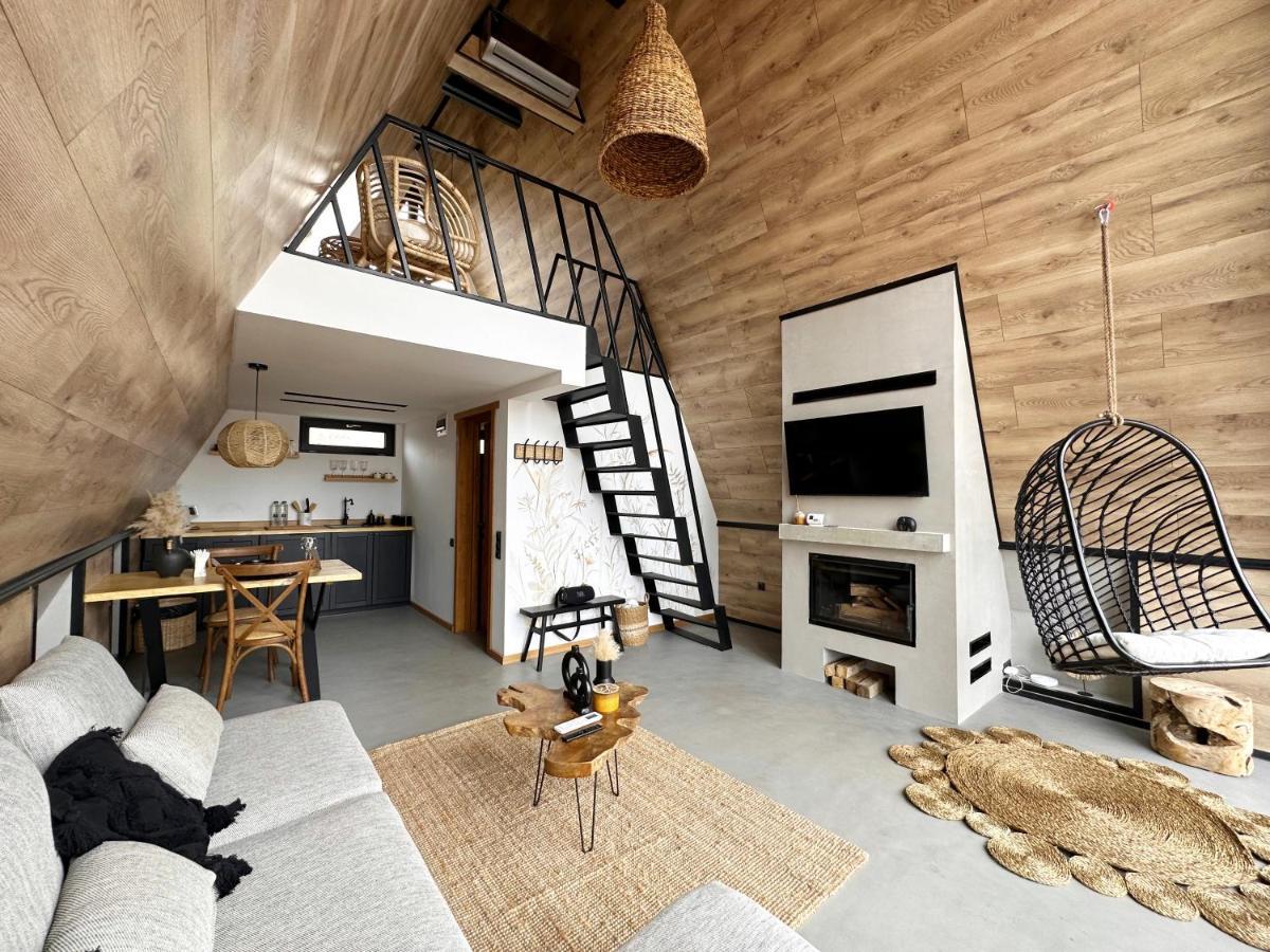 A-By The Lake - Private A Frame Villas Caciulati Exteriör bild
